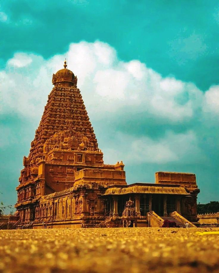 Discover India’s Ancient Brihadishvara Temple Wonder Discover India’s Ancient Brihadishvara Temple Wonder
